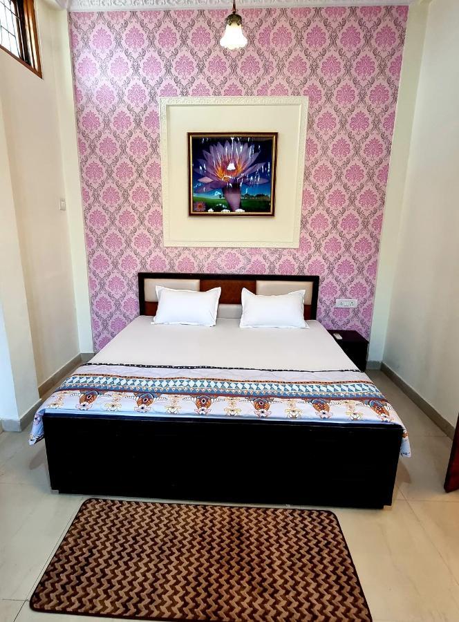 Aditya Premium Homestay- Furnished Air Conditioned- 2Bhk Dzsabalpur Kültér fotó