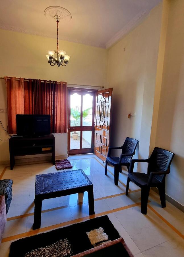 Aditya Premium Homestay- Furnished Air Conditioned- 2Bhk Dzsabalpur Kültér fotó