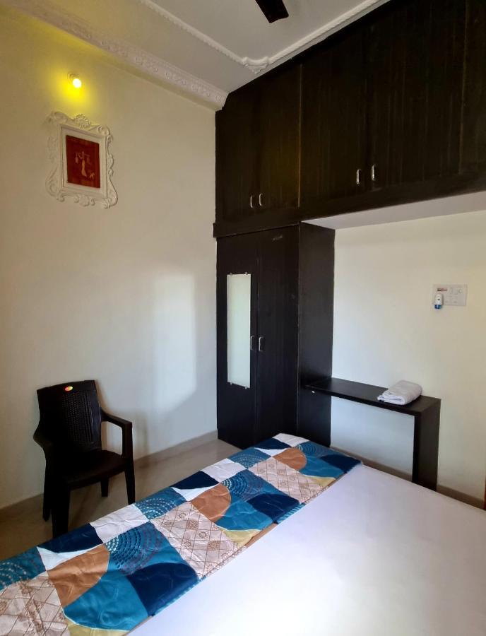 Aditya Premium Homestay- Furnished Air Conditioned- 2Bhk Dzsabalpur Kültér fotó